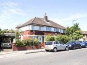 2 Bedrooms Maisonette for sale in Lancelot Road, Wembley HA0
