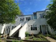 2 Bedrooms Maisonette for sale in Lawns Court, The...