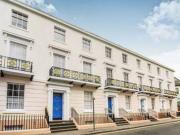 2 Bedrooms Maisonette for sale in Victoria Place,...