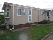2 Bedrooms Mobile/park home for sale in Brockham Hill...