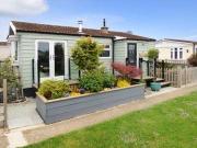 2 Bedrooms Mobile/park home for sale in Kingsmead,...