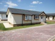2 Bedrooms Mobile/park home for sale in Queen Street,...