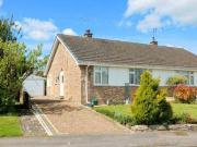 2 Bedrooms Semi detached bungalow for rent in Crispin...