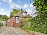 2 Bedrooms Semi detached bungalow for rent in Henconner...
