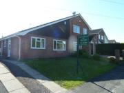 2 Bedrooms Semi detached bungalow for rent in Shearwater...