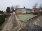 2 Bedrooms Semi detached bungalow for sale in 28...