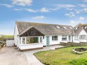 2 Bedrooms Semi detached bungalow for sale in Cissbury...