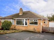 2 Bedrooms Semi detached bungalow for sale in Crofton...