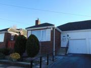 2 Bedrooms Semi detached bungalow for sale in Crow Wood...