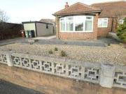 2 Bedrooms Semi detached bungalow for sale in...