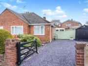 2 Bedrooms Semi detached bungalow for sale in Keswick...