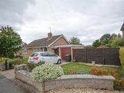 2 Bedrooms Semi detached bungalow for sale in Sedgley...