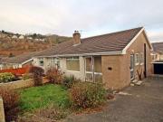 2 Bedrooms Semi detached bungalow for sale in Southgate...