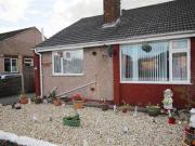 2 Bedrooms Semi detached bungalow for sale in...