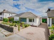 2 Bedrooms Semi detached bungalow for sale in Wheatley...