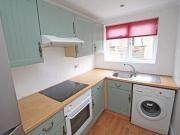 2 Bedrooms Semi detached house for rent in Battison...