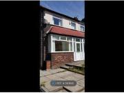 2 Bedrooms Semi detached house for rent in Caldecott...