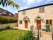 2 Bedrooms Semi detached house for rent in High Street,...