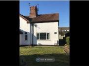 2 Bedrooms Semi detached house for rent in High Street,...