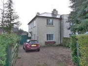 2 Bedrooms Semi detached house for rent in Hookstone...