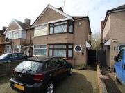 2 Bedrooms Semi detached house for rent in Hounslow...