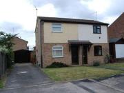 2 Bedrooms Semi detached house for rent in Lincoln Way,...