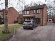 2 Bedrooms Semi detached house for rent in Locking...