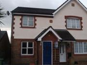 2 Bedrooms Semi detached house for rent in Maes Llan,...