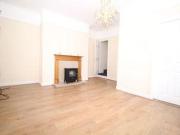 2 Bedrooms Semi detached house for rent in Main Road,...