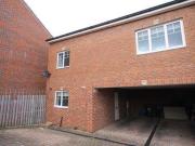 2 Bedrooms Semi detached house for rent in Malpas Drive,...