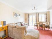 2 Bedrooms Semi detached house for rent in Royal...