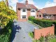 2 Bedrooms Semi detached house for rent in Strensall...