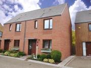 2 Bedrooms Semi detached house for rent in Sutherland...
