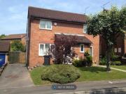 2 Bedrooms Semi detached house for rent in The Maltings,...