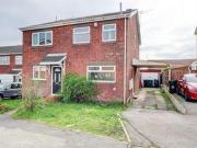 2 Bedrooms Semi detached house for rent in Trueman...