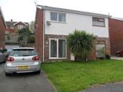 2 Bedrooms Semi detached house for rent in Tyn Y Cae,...