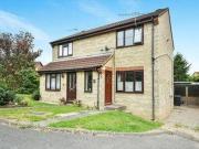 2 Bedrooms Semi detached house for rent in Wenhill...