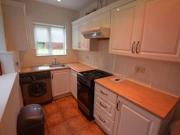 2 Bedrooms Semi detached house for rent in Westbury...