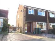 2 Bedrooms Semi detached house for rent in Yorke Close,...