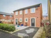 2 Bedrooms Semi detached house for sale in Blakewater...
