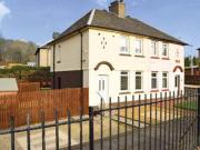 2 Bedrooms Semi detached house for sale in Burnbank...