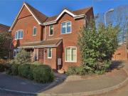 2 Bedrooms Semi detached house for sale in Clos Derwen,...