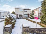 2 Bedrooms Semi detached house for sale in Darnley...