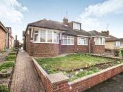2 Bedrooms Semi detached house for sale in Derwent...
