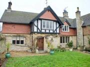 2 Bedrooms Semi detached house for sale in High Street,...