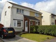 2 Bedrooms Semi detached house for sale in Huntingdon...