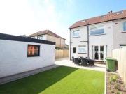 2 Bedrooms Semi detached house for sale in Kelvin Drive,...