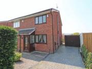 2 Bedrooms Semi detached house for sale in Knightscliffe...