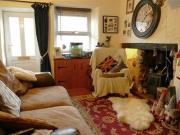 2 Bedrooms Semi detached house for sale in London Road,...