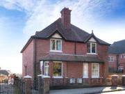 2 Bedrooms Semi detached house for sale in Midhurst...